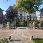 Le Château De Failloux, D Hôtes,piscine Intérieure Épinal