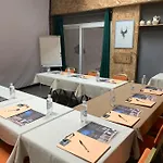 Couette-café Le Château De Failloux, D Hôtes,piscine Intérieure Épinal