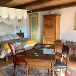 Le Château De Failloux, D Hôtes,piscine Intérieure Couette-café