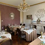 Le Chateau De Failloux, Piscine Interieure, Sauna 住宿加早餐酒店 4*