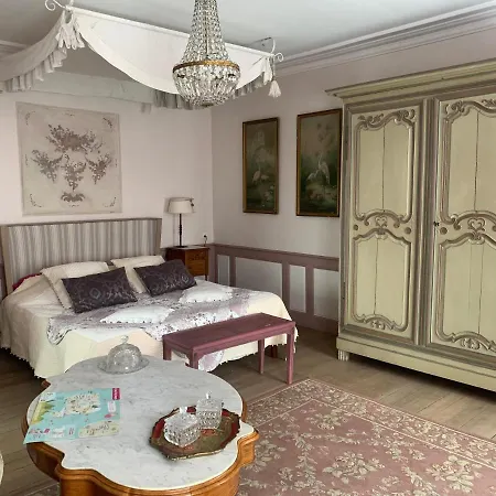 Le Chateau De Failloux Bed & Breakfast Epinal