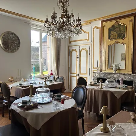 ベッド・アンド・ブレックファスト Le Chateau De Failloux