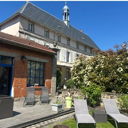 Le Chateau De Failloux, Piscine Interieure, Sauna Panzió 4*