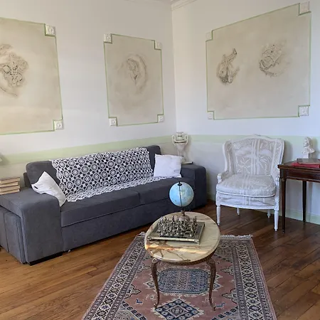 Le Château De Failloux, D Hôtes,piscine Intérieure 4*