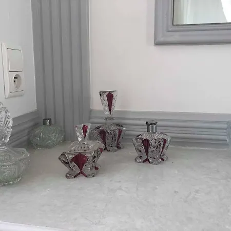 Le Château De Failloux, D Hôtes,piscine Intérieure Épinal