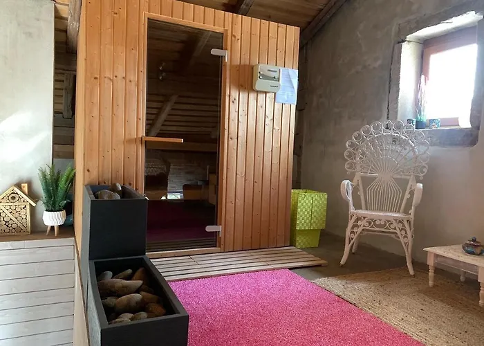 Le Chateau De Failloux, Piscine Interieure, Sauna Bed & Breakfast 4*