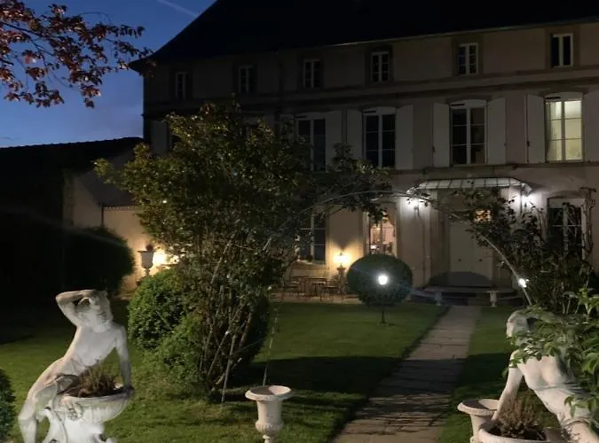 Bed & Breakfast Le Chateau De Failloux, Piscine Interieure, Sauna 4*