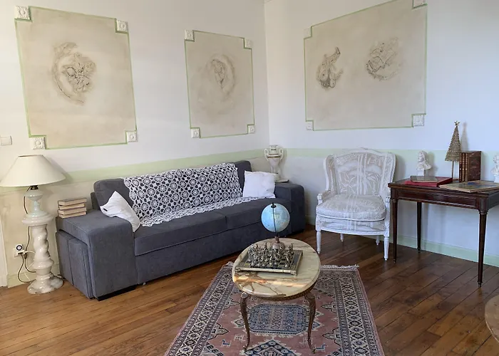 Le Chateau De Failloux, Piscine Interieure, Sauna 4*