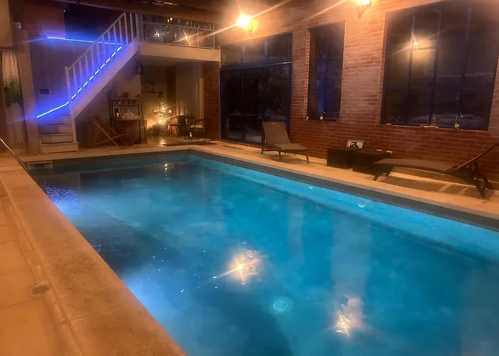 Le Chateau De Failloux, Piscine Interieure, Sauna Bed & Breakfast 4*