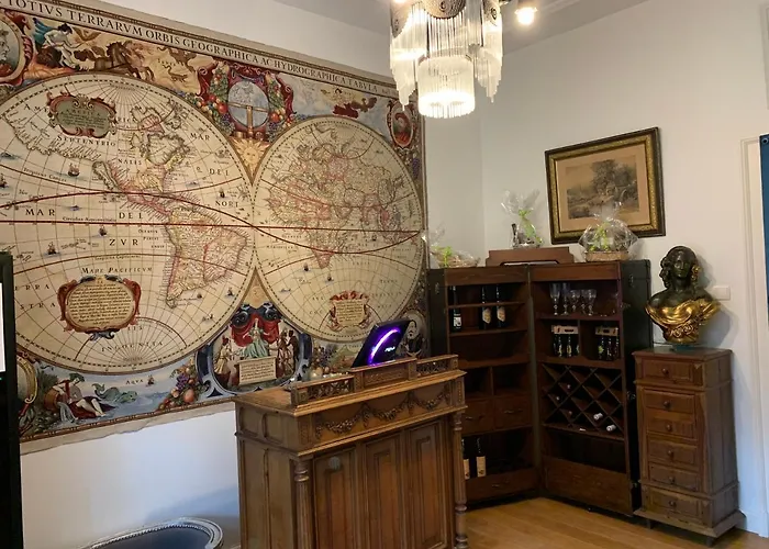 Bed & Breakfast Le Chateau De Failloux, Piscine Interieure, Sauna 4*